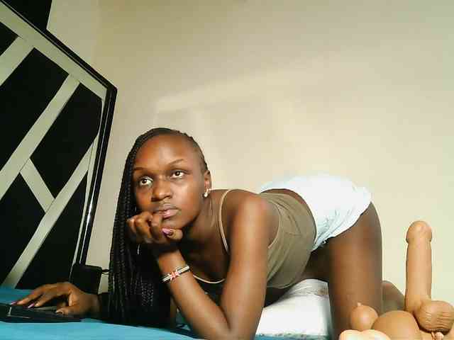 MissEbonyZ webcam