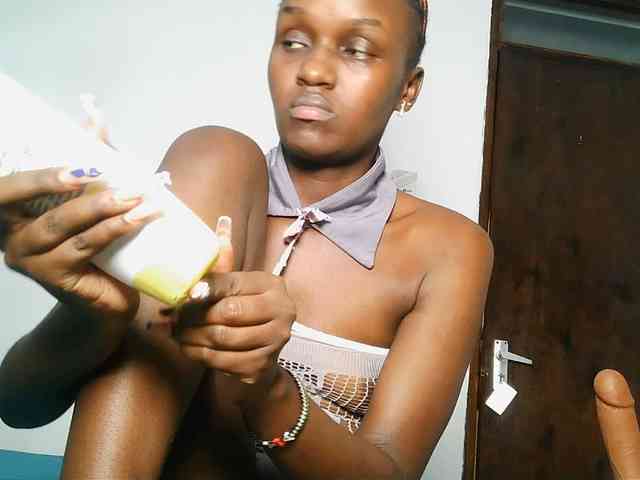 MissEbonyZ webcam