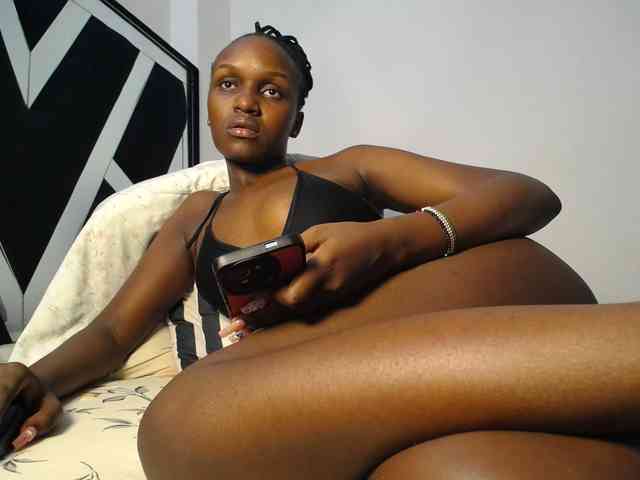 MissEbonyZ webcam