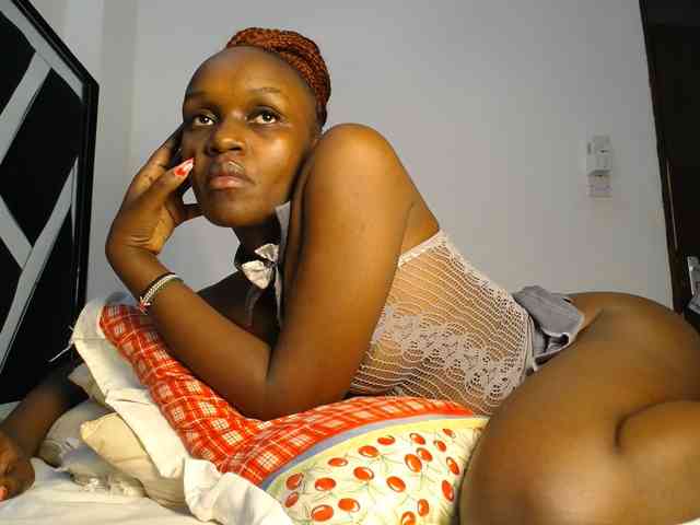 MissEbonyZ webcam