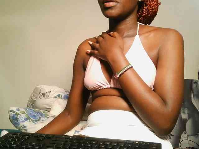MissEbonyZ webcam