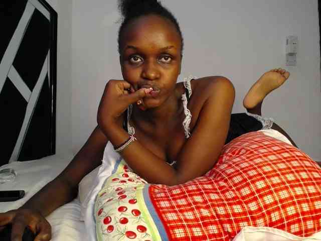 MissEbonyZ webcam