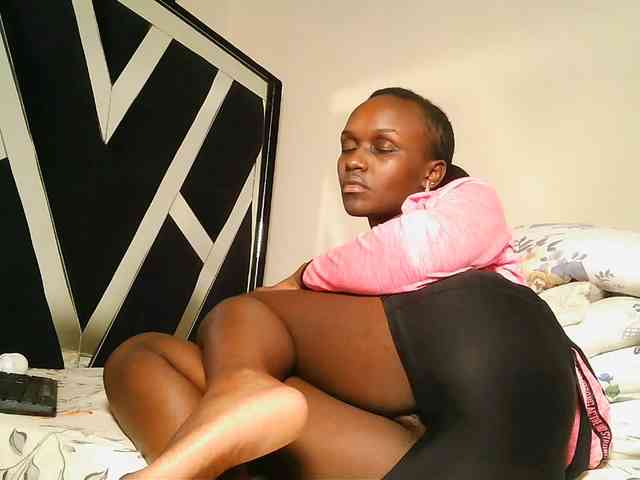 MissEbonyZ webcam