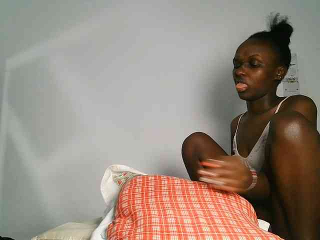 MissEbonyZ webcam