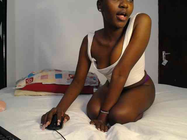 MissEbonyZ webcam