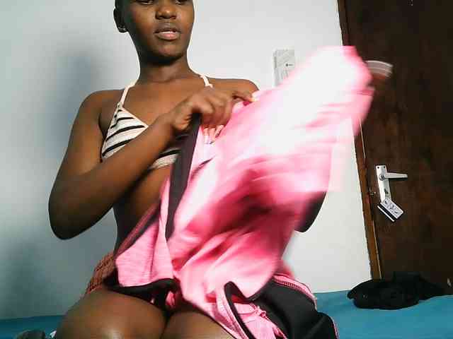 MissEbonyZ webcam