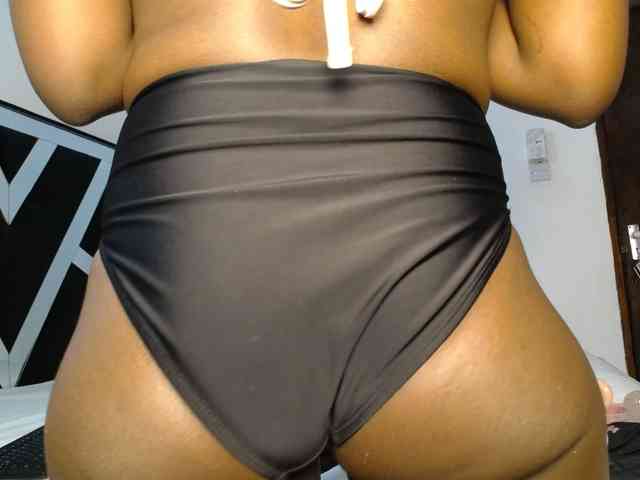 MissEbonyZ webcam