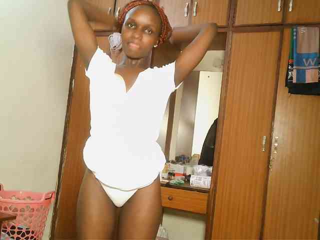 MissEbonyZ webcam
