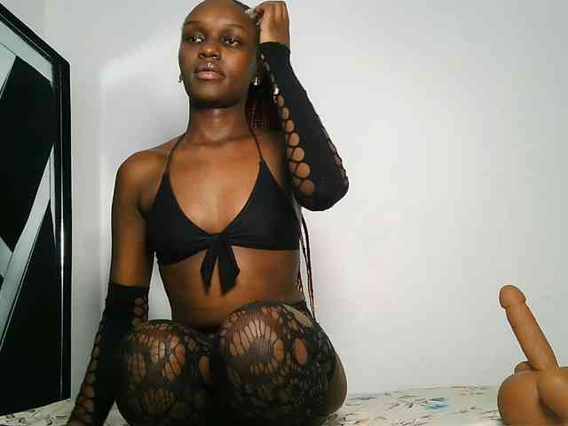 Modelo: MissEbonyZ