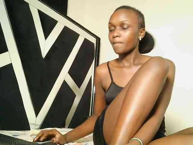 MissEbonyZ webcam