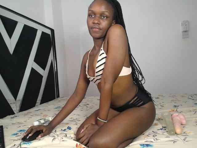 MissEbonyZ webcam