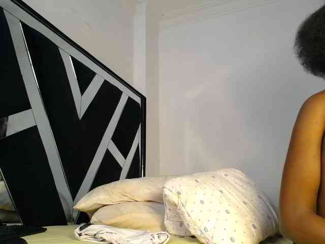 MissEbonyZ webcam