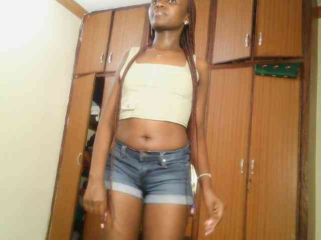 Model: MissEbonyZ