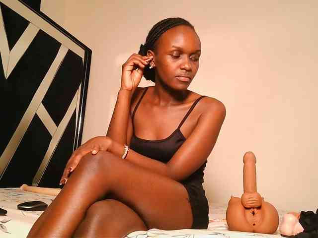 MissEbonyZ webcam