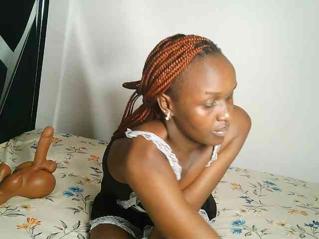 MissEbonyZ webcam