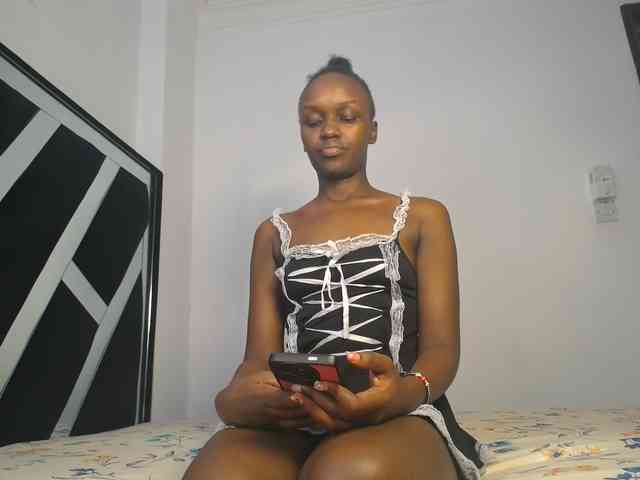 MissEbonyZ webcam