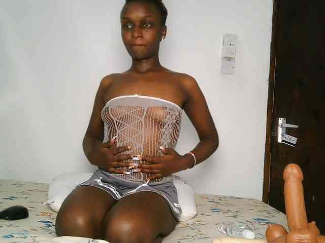 MissEbonyZ webcam