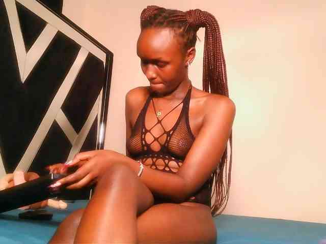 MissEbonyZ webcam