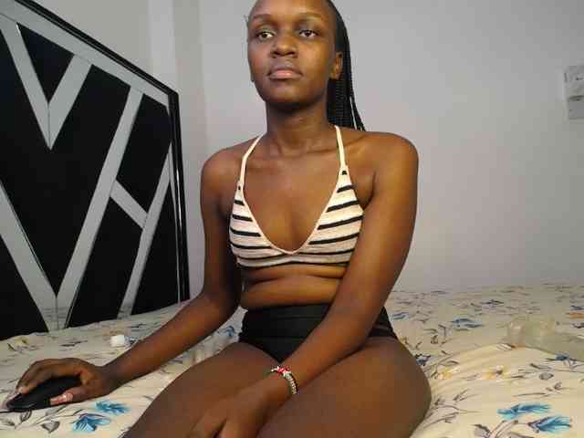 MissEbonyZ webcam