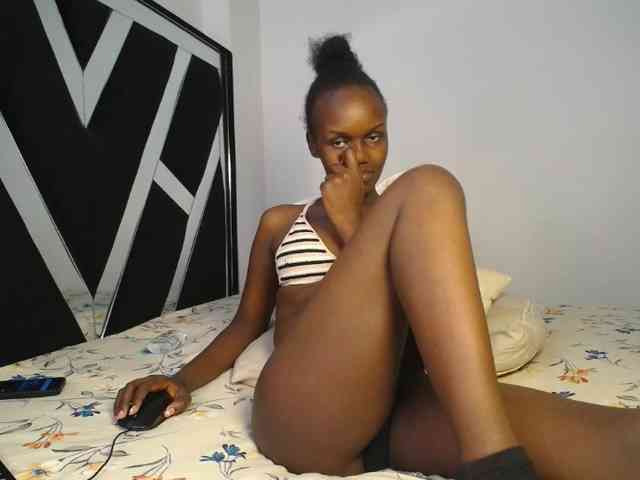 MissEbonyZ webcam