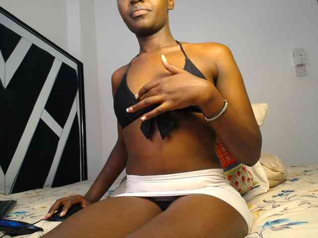 MissEbonyZ webcam