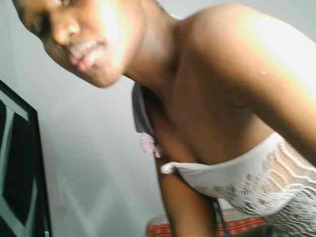 MissEbonyZ webcam