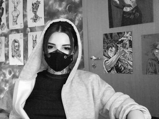 Dark-Pictur-