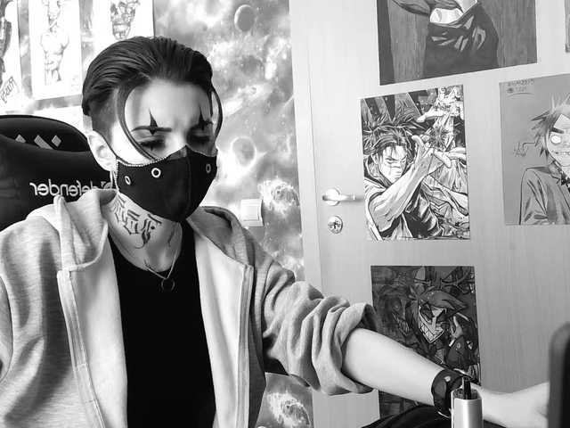 Dark-Pictur- live cam on BongaCams