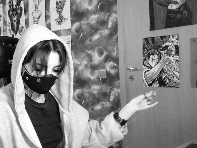 Dark-Pictur- live cam on BongaCams