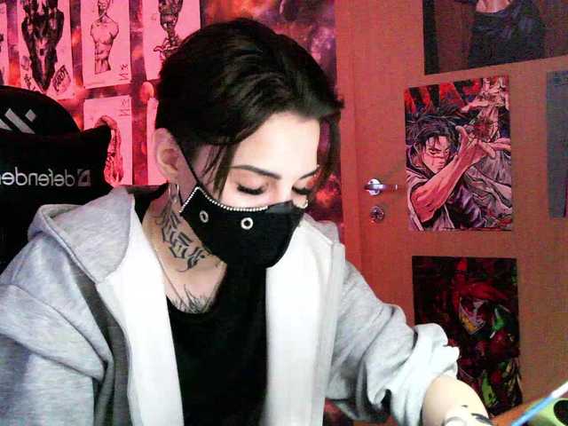 Dark-Pictur- live cam on BongaCams