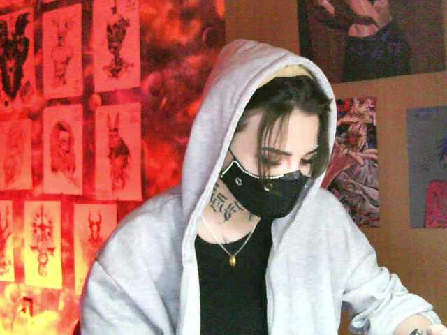 Dark-Pictur- webcam