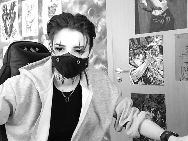 Dark-Pictur- live cam on BongaCams