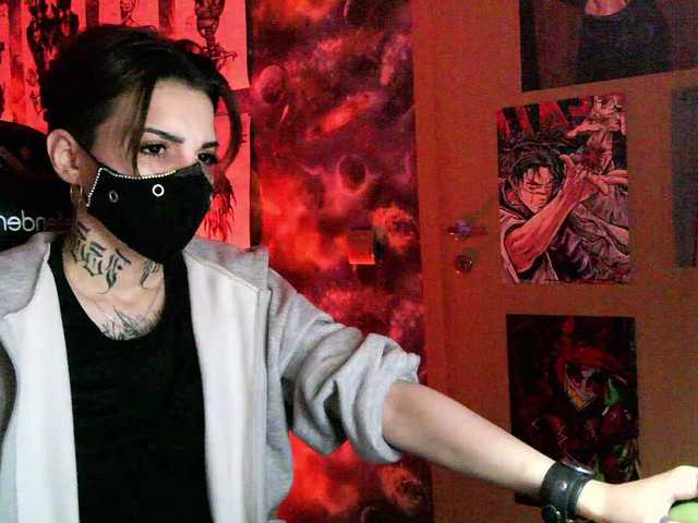 Dark-Pictur-