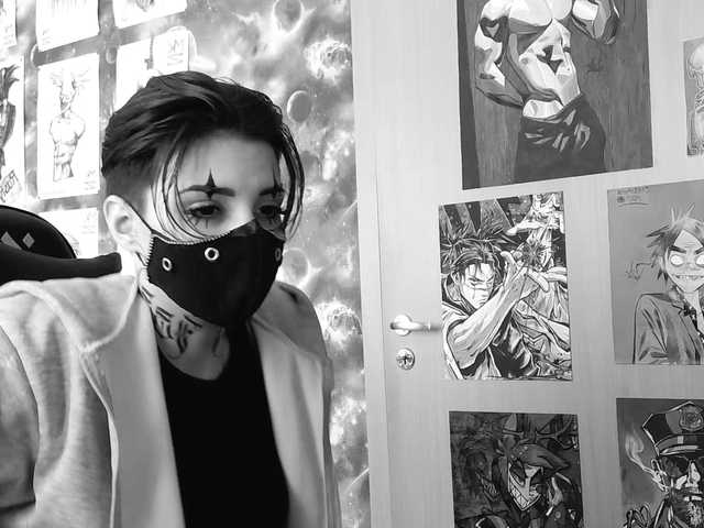 Dark-Pictur-