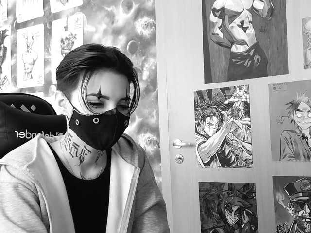 Dark-Pictur-