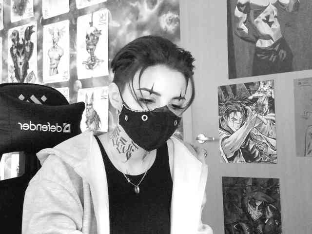 Dark-Pictur- webcam