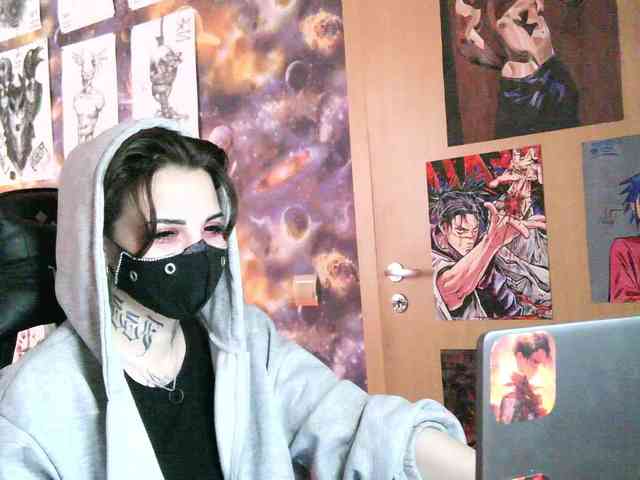 Dark-Pictur- webcam
