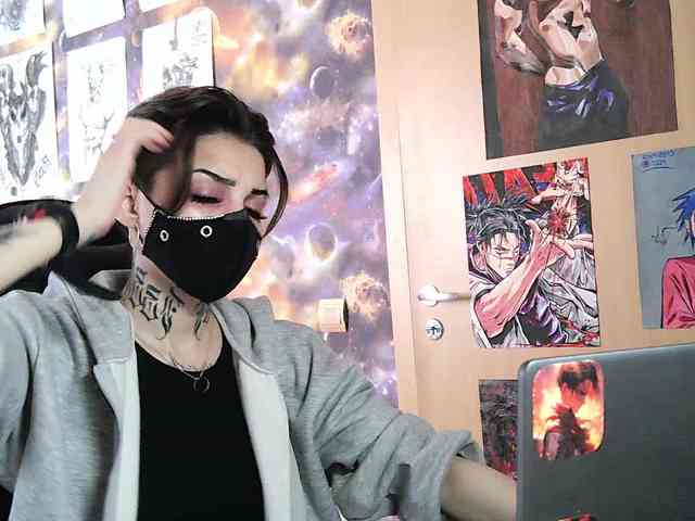 Dark-Pictur- webcam