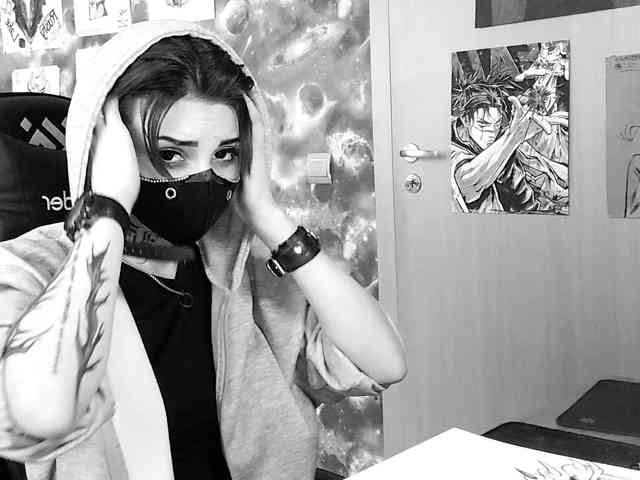 Dark-Pictur- webcam