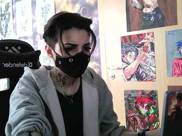 Dark-Pictur- webcam