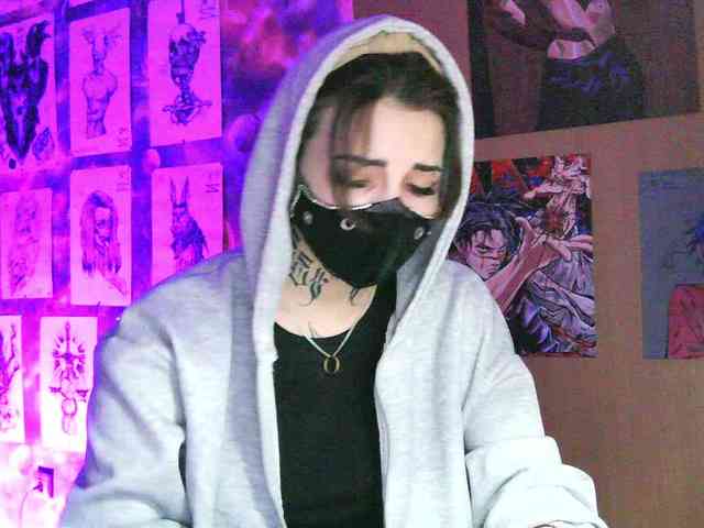 Dark-Pictur- webcam