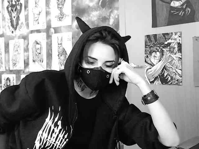Dark-Pictur- webcam