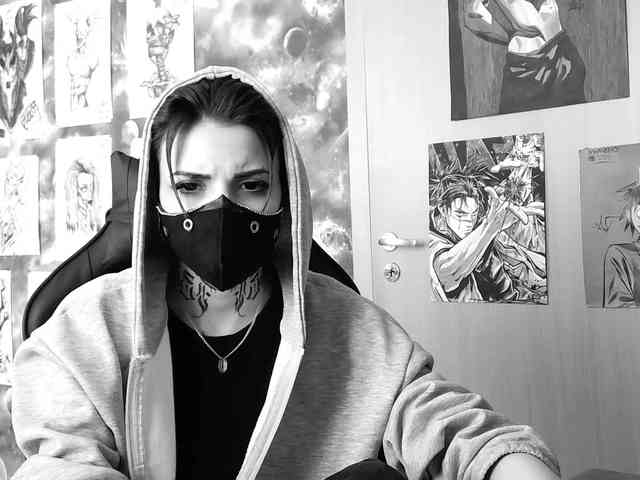 Dark-Pictur- webcam