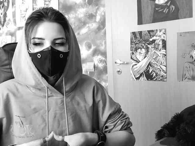 Dark-Pictur- webcam
