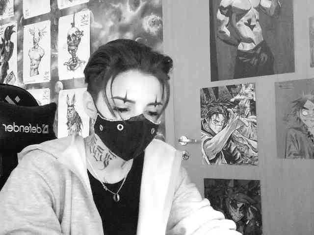 Dark-Pictur- webcam