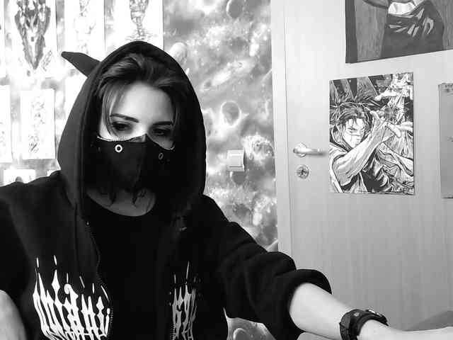 Dark-Pictur- webcam