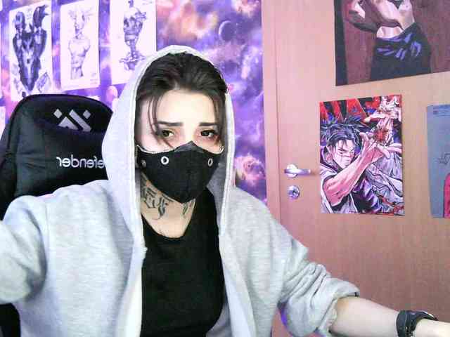 Dark-Pictur- webcam