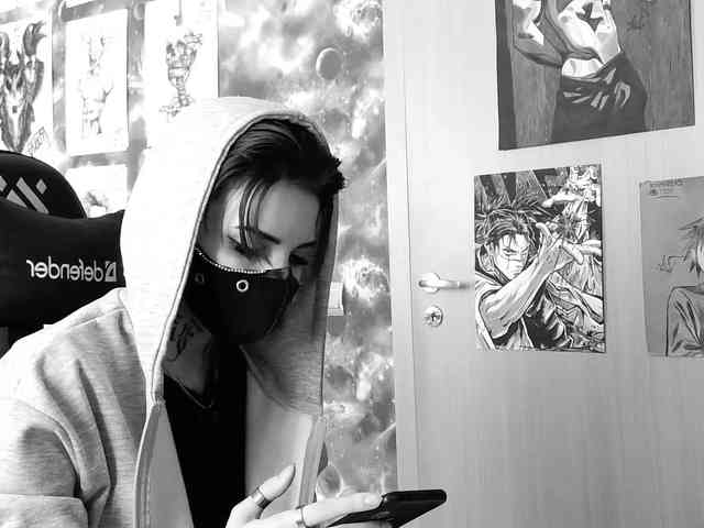 Dark-Pictur-