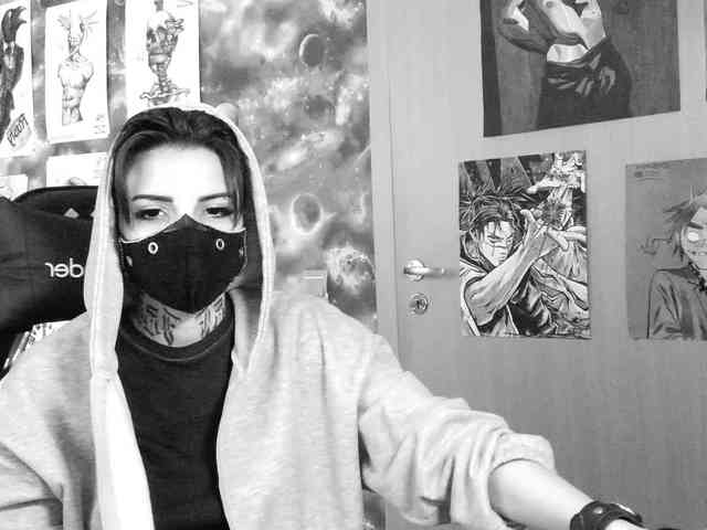 Dark-Pictur- webcam