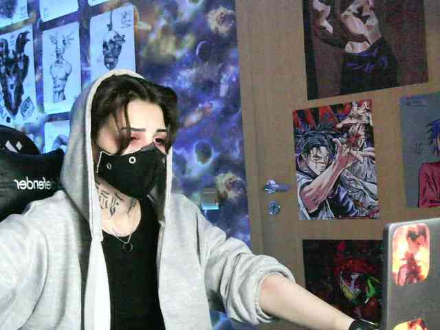Dark-Pictur- webcam